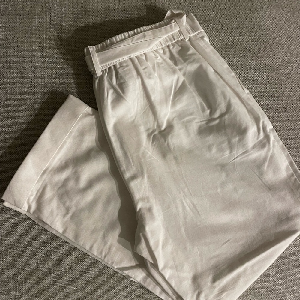 Ann Taylor Factory Women’s White Pants